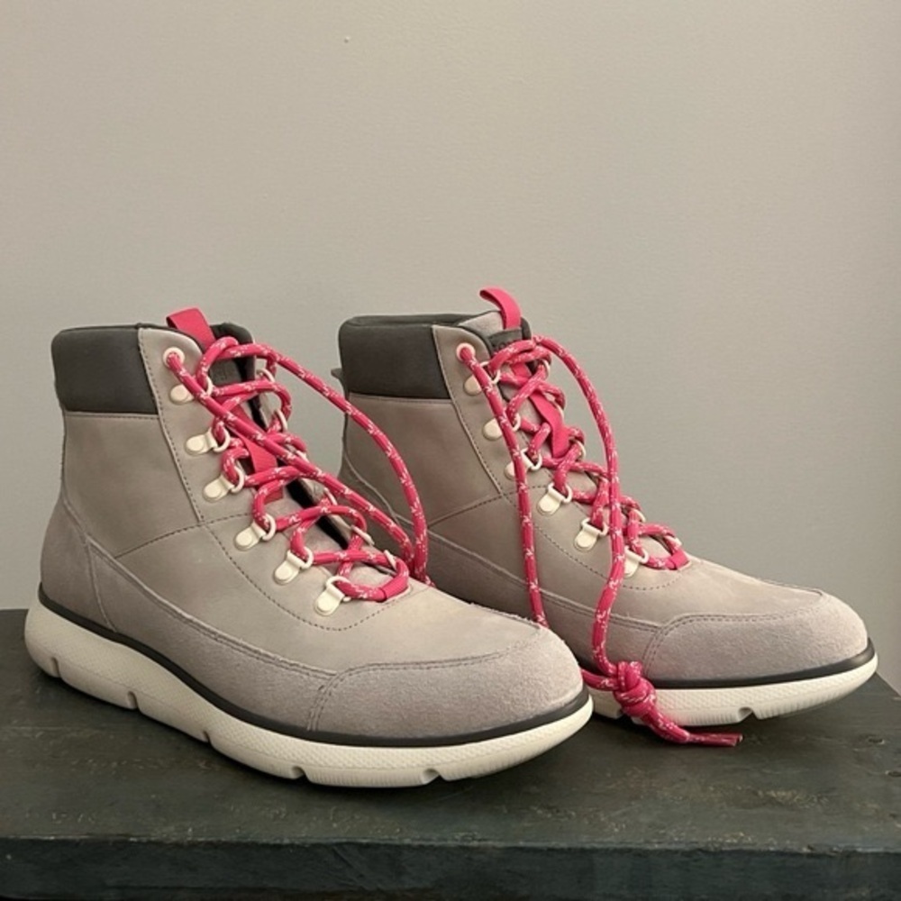 Cole Haan Women's Size 9 Zerogrand Omni Hiker Lightweight Leather Suede Boots